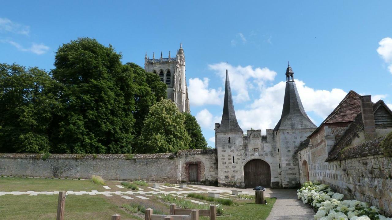 Villa Laroulottedubec Malleville-sur-le-Bec Exterior foto